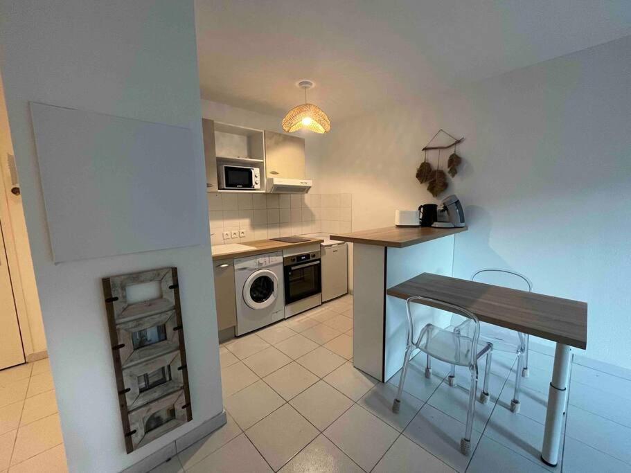 Appartement Cosy, Calme, Lumineux, Balcon, Parking Sarlat-la-Canéda Exterior foto